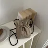 2026 principios de otoño nuevo bolso casual ligero pequeño bolso versátil cruzado bolso de cubo de un solo hombro bolso para teléfono al por mayor bolso de mujer