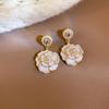 Pendientes de flor negra Aguja de Plata retro francés alto sentido nicho versátil temperamento pendientes Yiwu joyería al por mayor