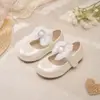 Sapatos Mary Jane de Tela com Laço de Strass para Meninas Sapatos para Daminha de Honra Festa Performance Infantil Velcro Sapatilhas Princesa