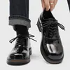 Zapatos de cuero de suela gruesa para aumentar la altura, de nicho de alta gama transfronterizos para tallas grandes, zapatos de cuero casuales de color marrón vintage para hombres, de vestir formales