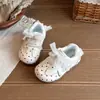 Tênis Esportivo Infantil de Solado Macio 2026 Primavera/Outono Novos Sapatos para Bebês Meninas Sapatos Casuais Sapatos para Bebês e Crianças Pequenas Tênis de Prancha Forrest Gump