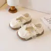 Sapatos de Princesa com Laço de Renda Doce para Bebês Meninas Coleção Outono 2025 Sapatilhas Infantis Sapatos Mary Jane Rasos Doces de Couro