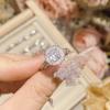 Anel de casamento Camellia ruoxinghe Série Ouro 18K banhado cor fogo brilhante Zircônia 3A INS Anel aberto versátil para mulheres