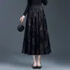 Nova Saia de Couro Plissada Outono 2026 para Mulheres, Cobre o Quadril, Linha A Emagrecedora, Saia de Comprimento Médio Fashion e Elegante