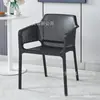 Cadeira de plástico nórdica para uso doméstico, encosto espesso, banco com braços, cadeira de computador, loja de chá com leite, café, restaurante de lazer, mesa e cadeira