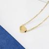 Collar de acero de titanio con 26 letras inglesas para mujer, nombre familiar, cadena de clavícula de alta fijación, nicho de lujo ligero, novias en línea, rojo para pareja