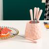 Tenedor de fruta doméstico de acero inoxidable, traje de tanque de almacenamiento, seguridad para niños, de alta gama, lindo, palillo de fruta de fresa, tenedor pequeño para fruta