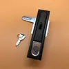 MS490-1-1 con pestillo plano cuadrado negro para colgar, cerradura de puerta de gabinete eléctrico, cerradura de gabinete GGD, cerradura de puerta de caja de distribución industrial