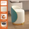 Banqueta de Maquiagem Luxo Leve para Apartamentos Pequenos, Banqueta Redonda Simples para Uso Doméstico no Quarto, Estilo Nórdico Popular entre Meninas, Cadeira com Encosto, Banqueta de Maquiagem