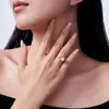 Anel de Prata S925 Estilo Ins Coreano com Moissanita Duplamente Definida, Joia de Luxo Nicho de Alta Qualidade para o Dia a Dia