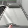 Colchoneta Refrigerante de Seda de Hielo para Dormitorio Estudiantil Juego de Tres Piezas Modelo Nuevo Individual Verano Lavable a Máquina Enfriamiento por Aire Acondicionado Colchoneta Suave Venta al por Mayor Entrega