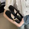 Zapatos de Mujer de Estilo Francés, Modelo Nuevo 2025, Zapatos Mary Jane en Blanco para Primavera y Verano, Suaves y Elegantes, Adecuados para Combinar con Vestidos, Zapatos Planos de Cuero