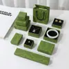 Caja de Regalo para Joyería en Stock con un Diseño Fresco y Elegante, Presentando un Empaque de Lazo para Pulseras, Colgantes y Collares