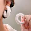 Pendientes de Terciopelo Estilo Chanel Otoño e Invierno 2026 con Diseño Único, Elegancia Francesa Sencilla y Accesorios para Orejas de Moño