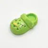 Zapatos Mini Croc Zapatillas de Simulación Adornos Tridimensionales en Miniatura Casa de Muñecas DIY Hecha a Mano Accesorios de Resina Pegamento Crema