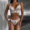 Ropa Interior Sexy Estilo Francés Caliente Realza Profundo V Bordado Flor de Lirio Malla Transpirable Sujetador Multitalla Ropa Interior Sexy