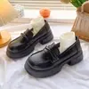Zapatos de Cuero Negros Gruesos Versátiles Estilo Retro con Punta Redonda para Mujer 2026 Nuevo Otoño Estilo Francés Tacón Grueso Mocasines Estilo Británico
