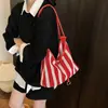 Bolso Tote Rayas de Color Bloque Hueco Estilo Coreano Nicho Verano 2026 Nuevo Bolso de Hombro Grande de Capacidad para Mujer Commuter Set