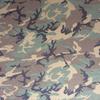 Suministro Directo de Fábrica en stock jungla cuadros pequeños a prueba de rasgaduras tela de camuflaje poliéster algodón mezclado tela de camuflaje en stock