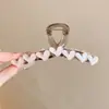 Pinza para el pelo grande y moderna para mujer, elegante y sofisticada, pinza para el pelo exquisita, pinza de tiburón simple para primavera-verano