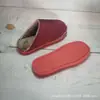 Solados e cabedais infantis semiacabados para fazer cabedais de pantufas de lã e algodão, solados infantis de borracha antiderrapantes, cabedais de pantufas estilo avião
