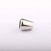 Hebilla de cuerda para colgar de aleación de zinc de fábrica para chaqueta de plumón, sombrero, suéter deslizante, cuerno de metal, campana colgante de metal al por mayor