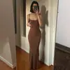 Q21DS653 Vestido feminino europeu e americano 2022 Kardashian skims casual sem mangas cintura alta slim sling