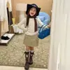 Nueva camiseta de manga larga de primavera y otoño para niñas, moderna y sencilla, top casual versátil para bebés