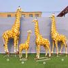 Escultura de animal de fibra de vidrio personalizada, gran grúa de jardín al aire libre, ciervo sika, conejo, panda, dinosaurio, adornos decorativos