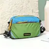 Bolso pequeño cuadrado multibolsillo de color dopamina de moda, bolso de hombro ligero casual y elegante, bolso cruzado de cuadros para el día a día
