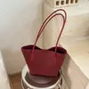 Bolso de Viaje de Alta Gama para Mujer 2026 Nuevo de Moda Verano Retro Bolso de Hombro Bolso Tote de Gran Capacidad Bolso Cubo
