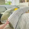 Conjunto de Pelúcia de Pelo de Coelho de Quatro Peças para Outono e Inverno, Roupa de Cama Quente, Lençol e Capa de Edredom Espessados de Veludo Leite, Conjunto de Três Peças de Pelo de Coelho