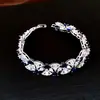 Pulsera de Hebilla Patchwork con Forma de Abanico Ovalado de Zircón Pulsera de Lujo Ligero de Alta Gama Pulsera de Temperamento Exquisita de Moda Joyería de Mano Individual