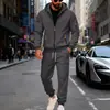 Artículo de Temporada Otoño 2026 de Venta Caliente Estilo Americano Transfronterizo de Amazon, Ligeramente Elástico, Tejido 100% Poliéster, Conjunto con Capucha Casual Simple para Hombre