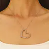 Pendente de amor simples de temperamento transfronteiriço colar de alta qualidade mais vendido para mulheres corrente de clavícula de luxo leve joias de nicho atacado