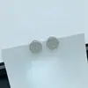 Pendientes Chanel Doble C Letra para Mujer Primavera Temprana 2025, Pendientes de Nicho Estilo Chanel, Pendientes de Lujo Chanel con Pasadores de Plata