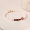 Pulsera de cristal rosa fresa ultrafina de 2 mm para mujer, diseño apilado ultrafino, pulsera de temperamento nicho, pulsera exquisita