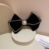 Coreano Retro Elegante Cadena de Perlas Finas Borde Lazo de Terciopelo Clip Superior Clip Pico de Pato Tocado Elegante Horquilla para el Cabello Celebridad de Internet