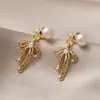 Aretes de Encaje con Lazo y Perlas para Mujer, Lujo Accesible, Aretes de Alta Gama con Aguja de Plata, Aretes Exquisitos de Colgante con Diseño Único