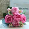 5 Peônias Pequenas em um Buquê Estilo Coreano, 5 Rosas Filipinas, Flores Artificiais para Casa e Casamento, Buquê de Rosas Artificiais