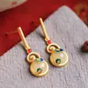 Aretes Chapados en Oro Incrustados con Imitación de Jade Hetian Aretes de Calabaza Dinastía Han Cheongsam Estilo Clásico Retro Chino Aretes de Esmalte para Mujer