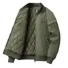 Nueva chaqueta casual de invierno para hombre con acolchado de algodón a prueba de viento con múltiples bolsillos talla grande para hombre chaqueta con clip acolchada de algodón para hombre 8956A