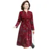 Vestido de mãe estilo retrô, modelagem solta, comprimento médio, adequado para primavera e outono, design novo, estilo cheongsam modificado, vestido de manga comprida, roupas femininas para mulheres de meia-idade e idosas