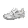 2026 Sapatos Brancos Femininos Outono Novo Estilo Versão Coreana ins Estudante Feminina Casual Esportivo Versátil Tênis de Plataforma Estilo de Rua BL801