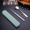 Juego de cubiertos portátiles para estudiantes de acero inoxidable 304 cuchara, tenedor y palillos cubiertos de regalo creativo juego de tres piezas para viajes al aire libre