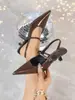 Zapatos de Tacón Alto de Moda Estilo Francés, Europeos y Americanos, Transfronterizos de Comercio Exterior, para Mujer, Puntiagudos, Tacón de Aguja, Charol, Transpirables, Zapatos de Salón para Banquetes