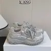En stock~El cordón hace que los pies parezcan más pequeños Zapatos de papá zapatos de mujer 2026 nuevo malla transpirable suela gruesa zapatos deportivos casuales