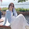 Cardigan de Tricô de Manga Longa Azul Novo para Primavera e Outono 2025 Jaqueta Top Popular de Alta Qualidade Dopamina para Mulheres