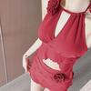 Traje de Baño de Dos Piezas Estilo Nuevo para Mujer, Cuello Halter de Flores Rojas, Top Tubo, Espalda Descubierta, Pecho Pequeño, Vacaciones en la Playa, Traje de Baño para Aguas Termales, Traje de Baño de Una Pieza Venta al por Mayor