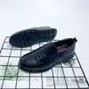 Zapatos de cuero para hombre transfronterizos, modelo nuevo 2026, casuales, juveniles, modernos, ligeros, antideslizantes, resistentes al desgaste, suela de poliuretano, sin cordones